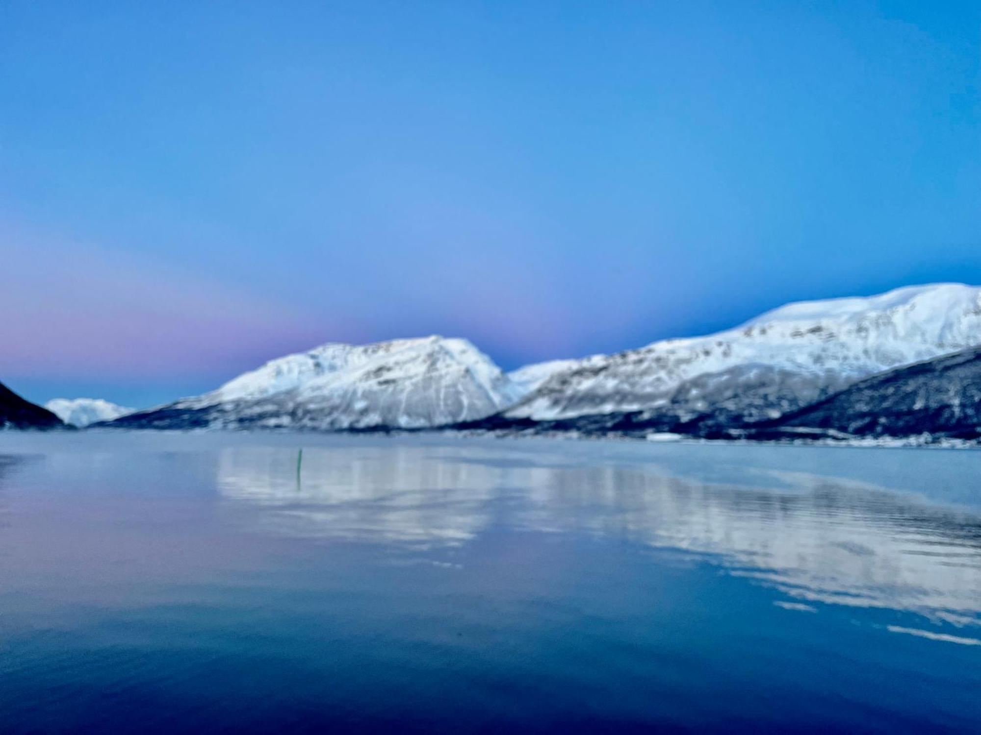 Вилла Manndalen Sjobuer Samuelsberg Экстерьер фото